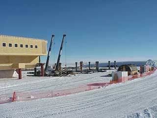 getting ready to hang the first truss