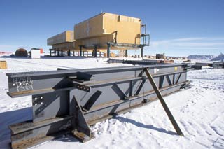 does this stuff fit truss segments staged