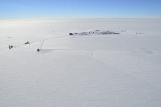 the station from behind ICL