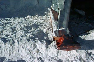 curved sled runner nose