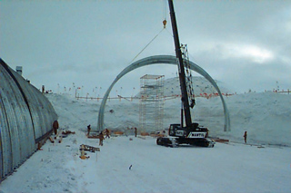getting the shakes first arch sections erected