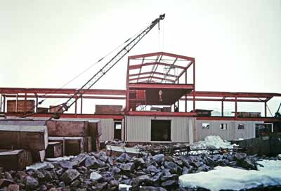 beam me up! Palmer Station construction