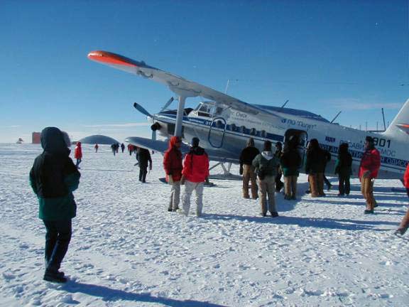 Russian aircraft at Pole