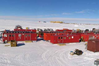 de camp town IceCube drill camp