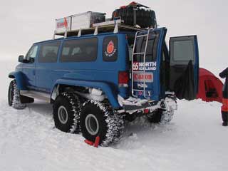 van photo showing the extra added axle