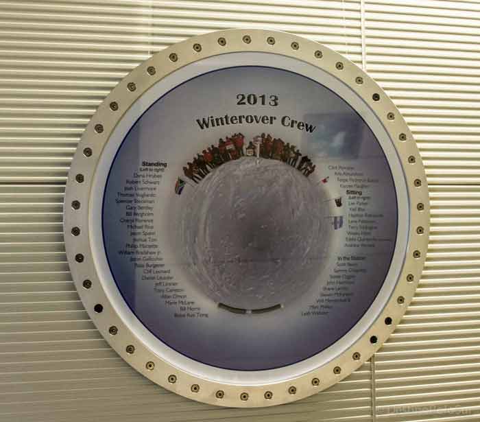 the 2013 w/o photo in its frame