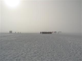 lost in the ozone an early morning gathering at Amundsen's arrival time