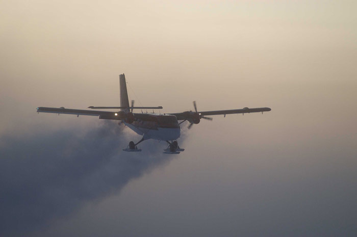 2003 Twin Otter takeoff from Pole