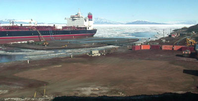 such a gas Stena Polaris offloading fuel