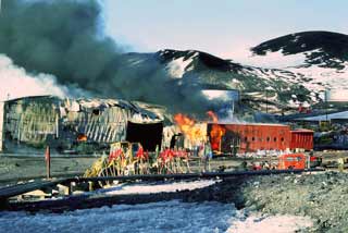 the fire spreads to the shop building